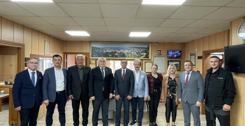 SGK İl Müdürü Levent Durmuş’tan Rize Esnaf ve Sanatkârlar Odaları Birliği’ne Ziyaret